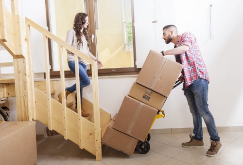 Furniture pick-up and storage transport in Harringay