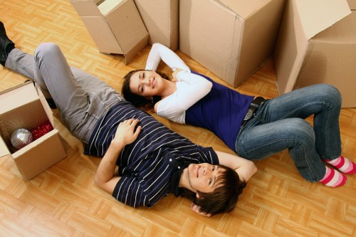 Local moving support near Harringay flats and terraces